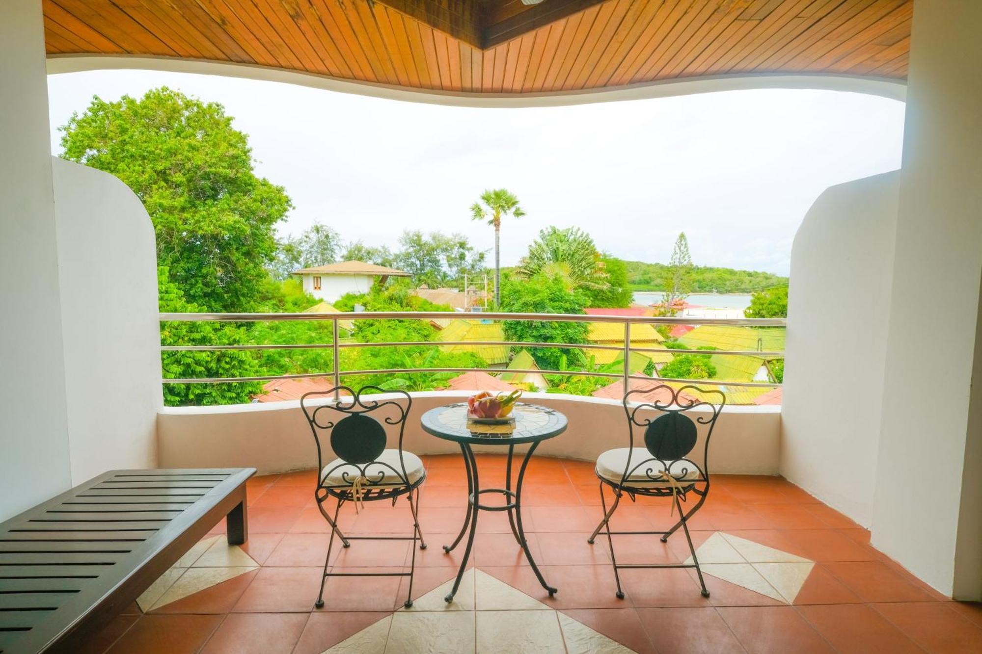 Smile Samui Chaweng Beach Front Resort ภายนอก รูปภาพ